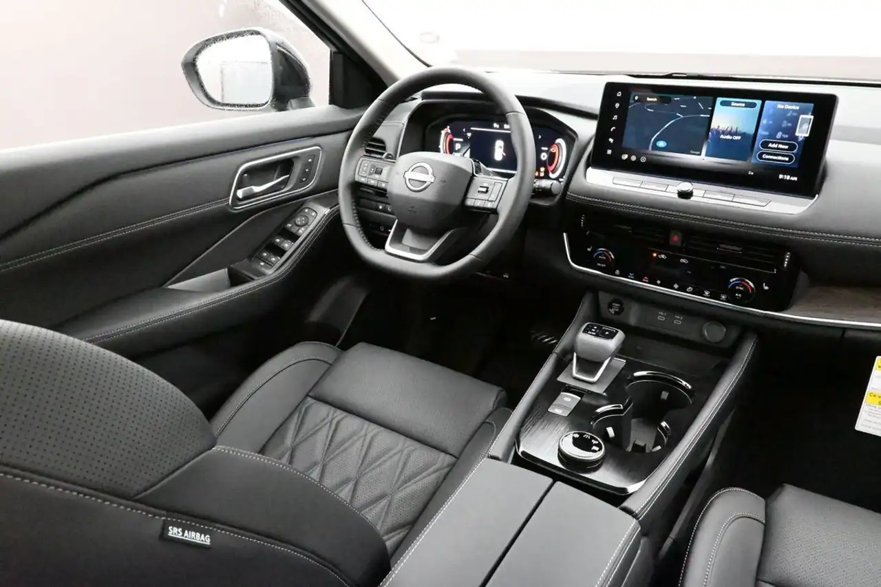 Nissan Rogue снимка Nissan Rogue