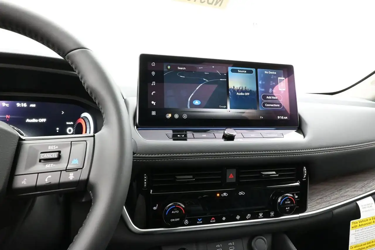 Nissan Rogue снимка Nissan Rogue