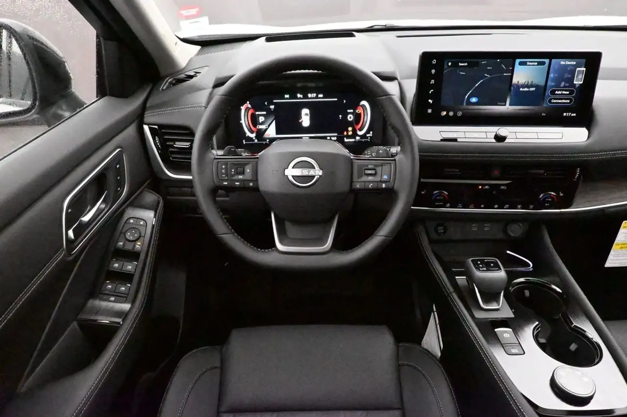 Nissan Rogue снимка Nissan Rogue
