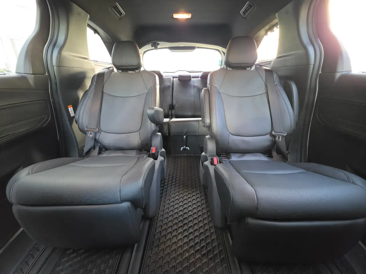 Toyota Sienna fotografie Toyota Sienna