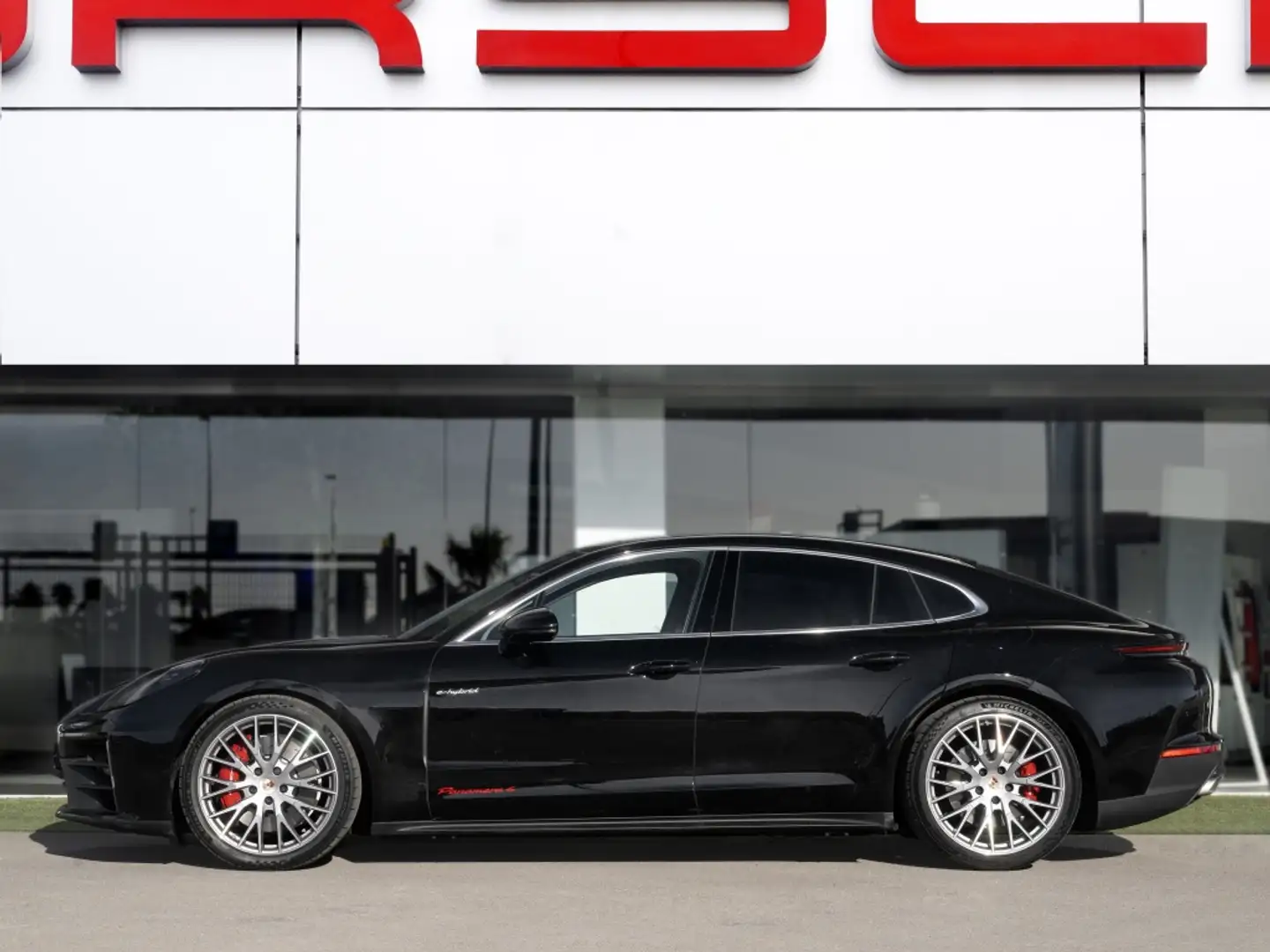 Porsche Panamera 4 E-Hybrid Aut. Negro - 2