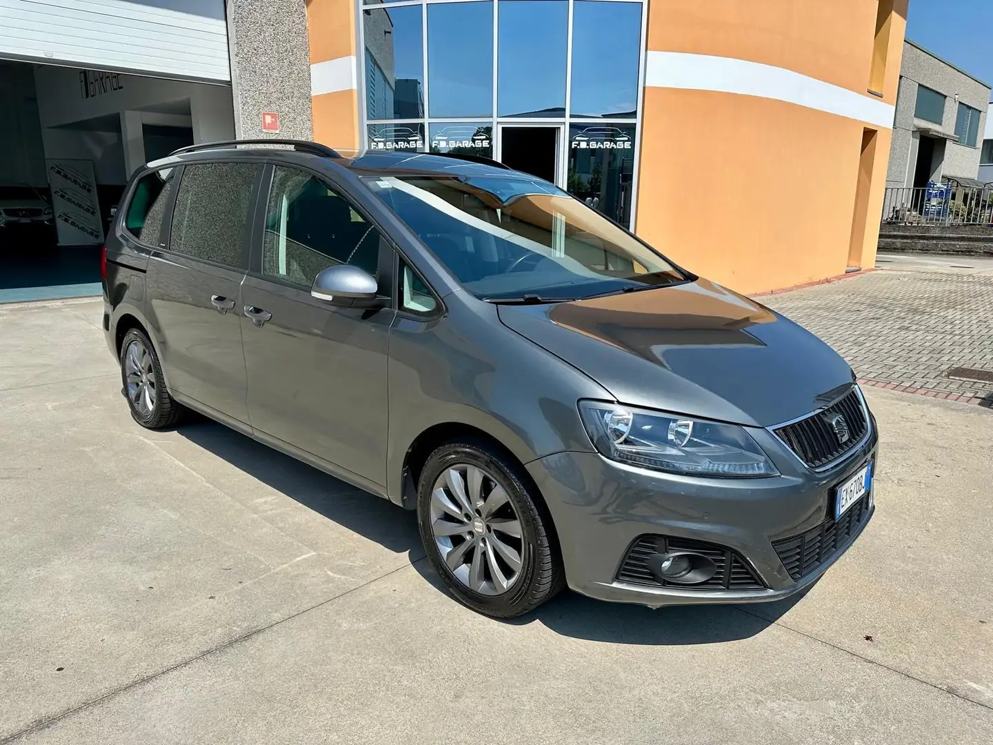 SEAT Alhambra 2.0 tdi cr I-Tech DSG - 2