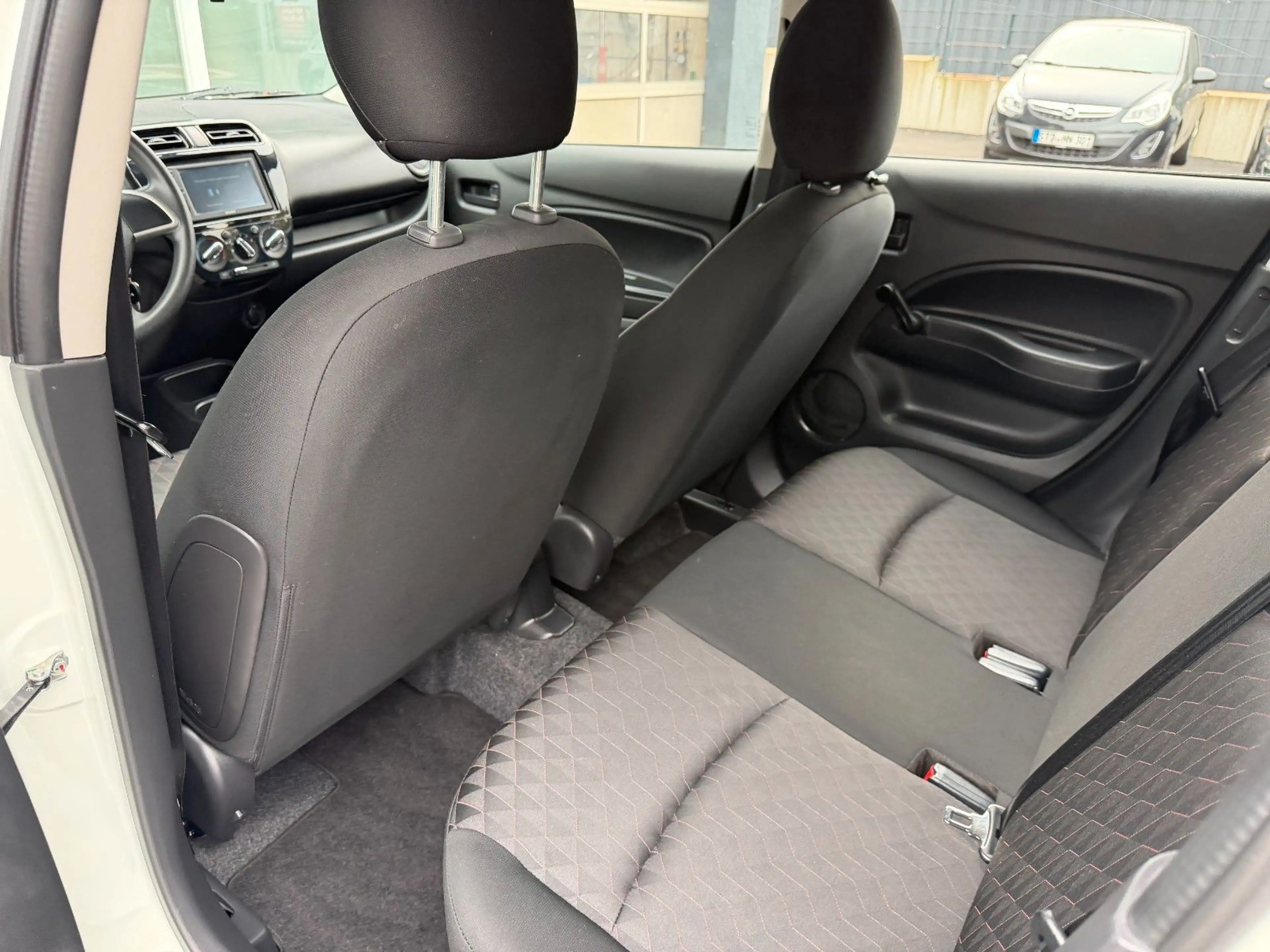 Mitsubishi Space Star *CarPlay*GARANTIE*2HD*HU* — photo 7