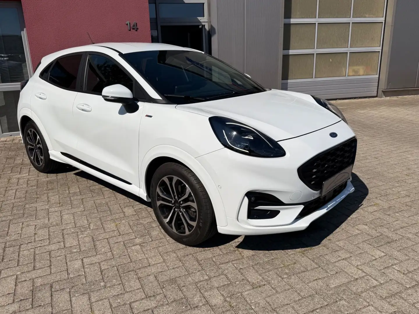 Ford Puma ST-Line mit abnehmbarer AHK Blanco - 1