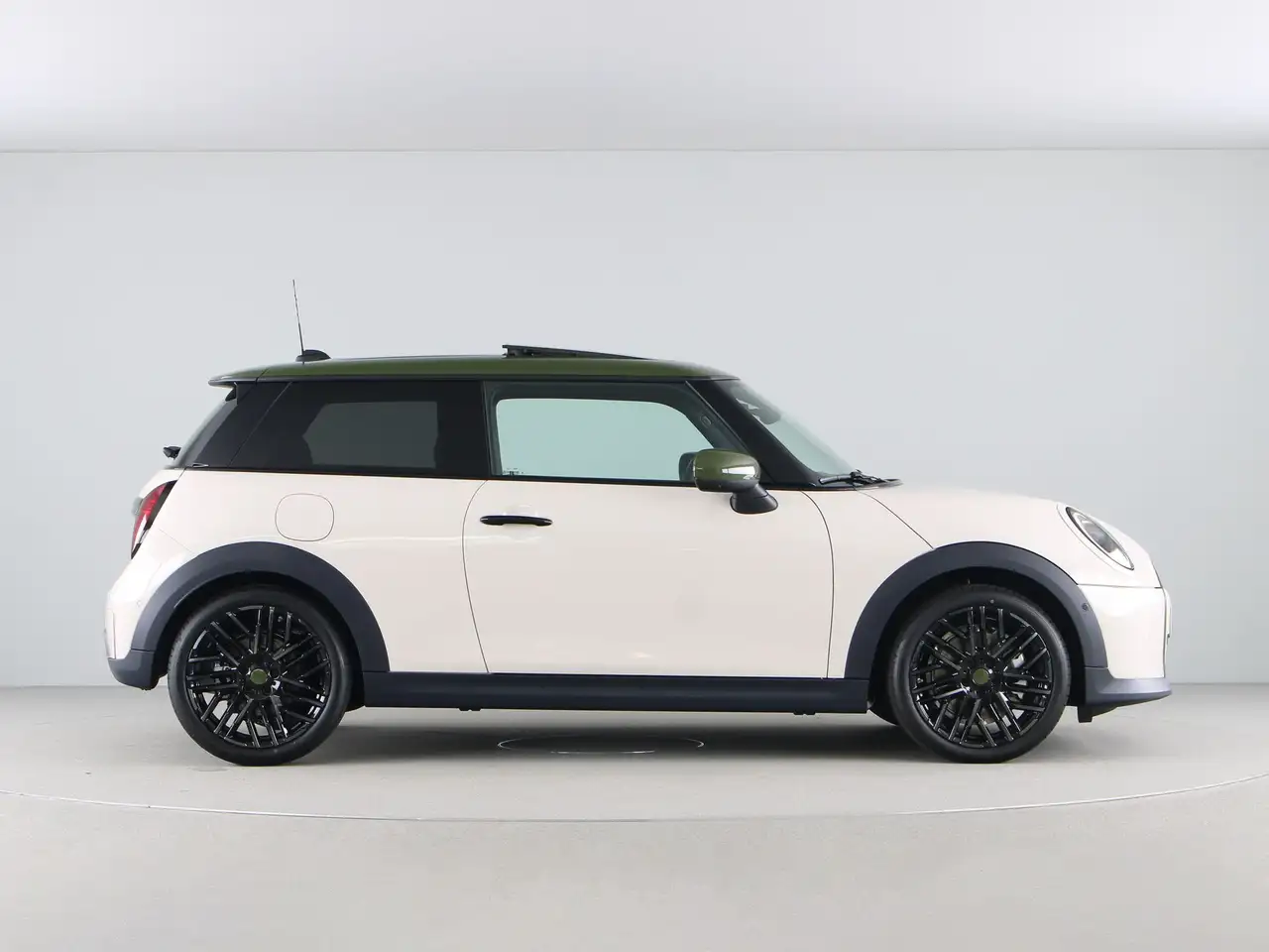 MINI Cooper C 2026 — фото 10