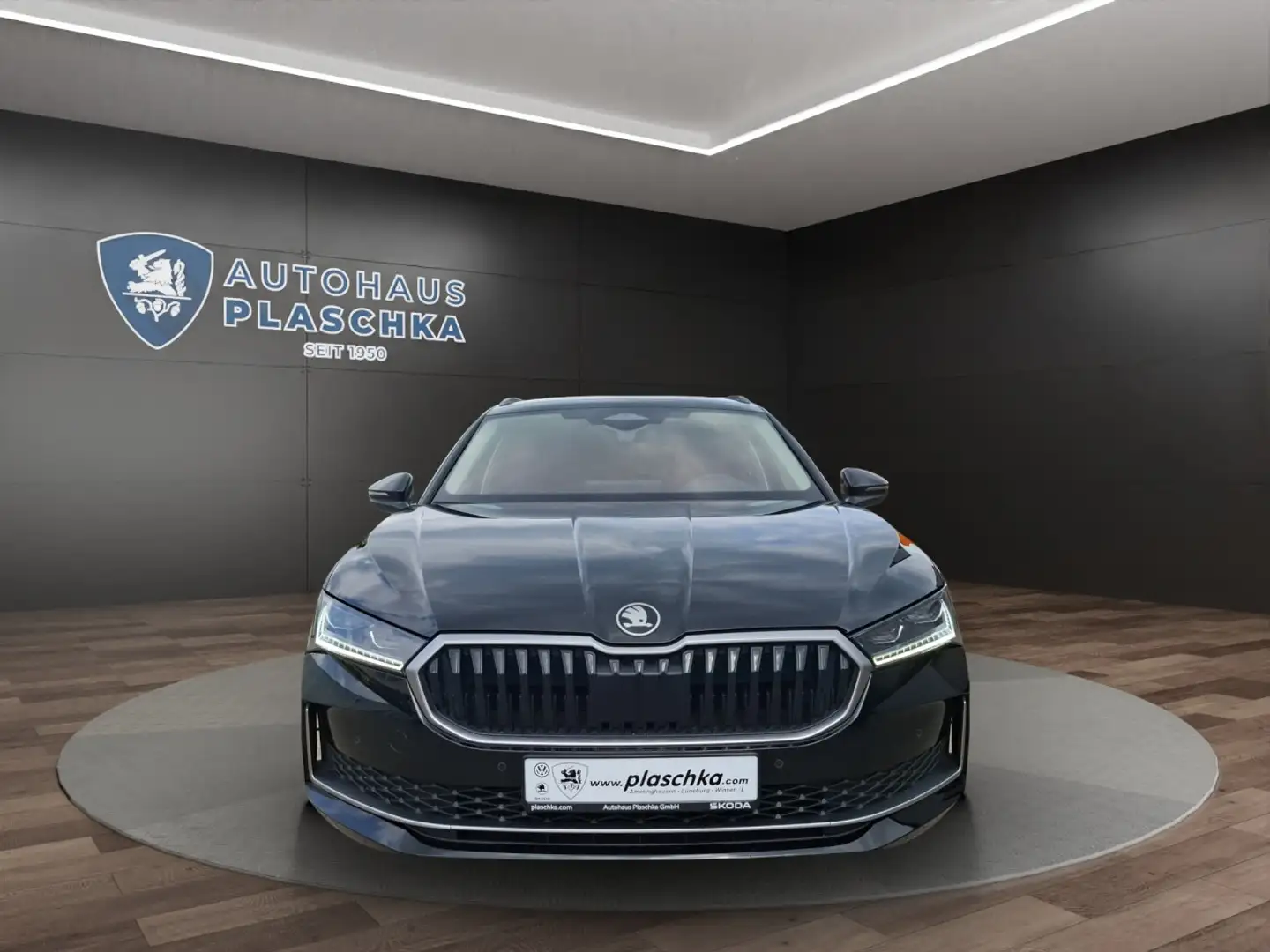 Skoda Superb C. 2.0 TDI DSG Selection NAVI+LED+AHK Klima Navi Schwarz - 2