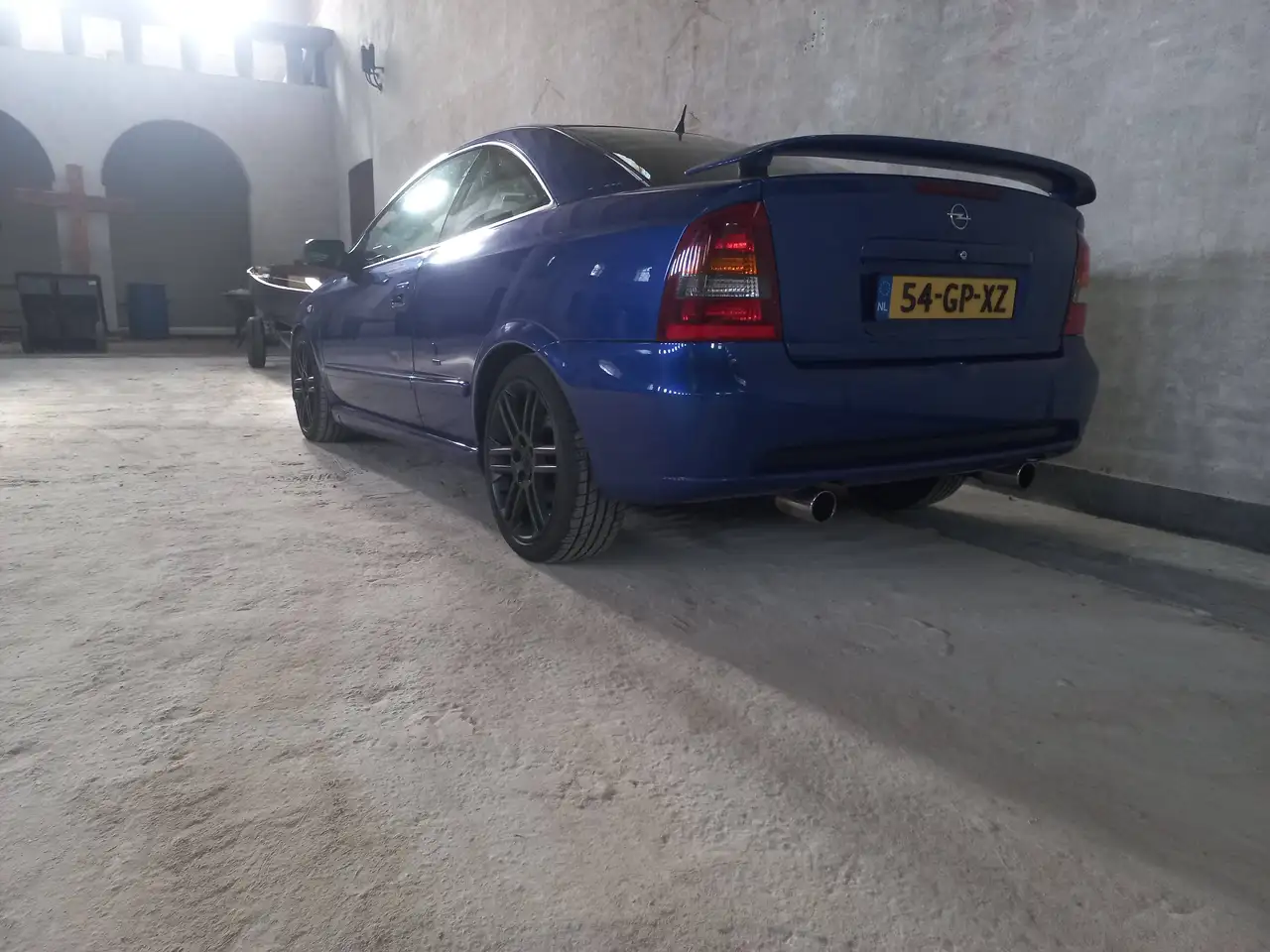 Opel Astra 2.0-16V Turbo, foto 6