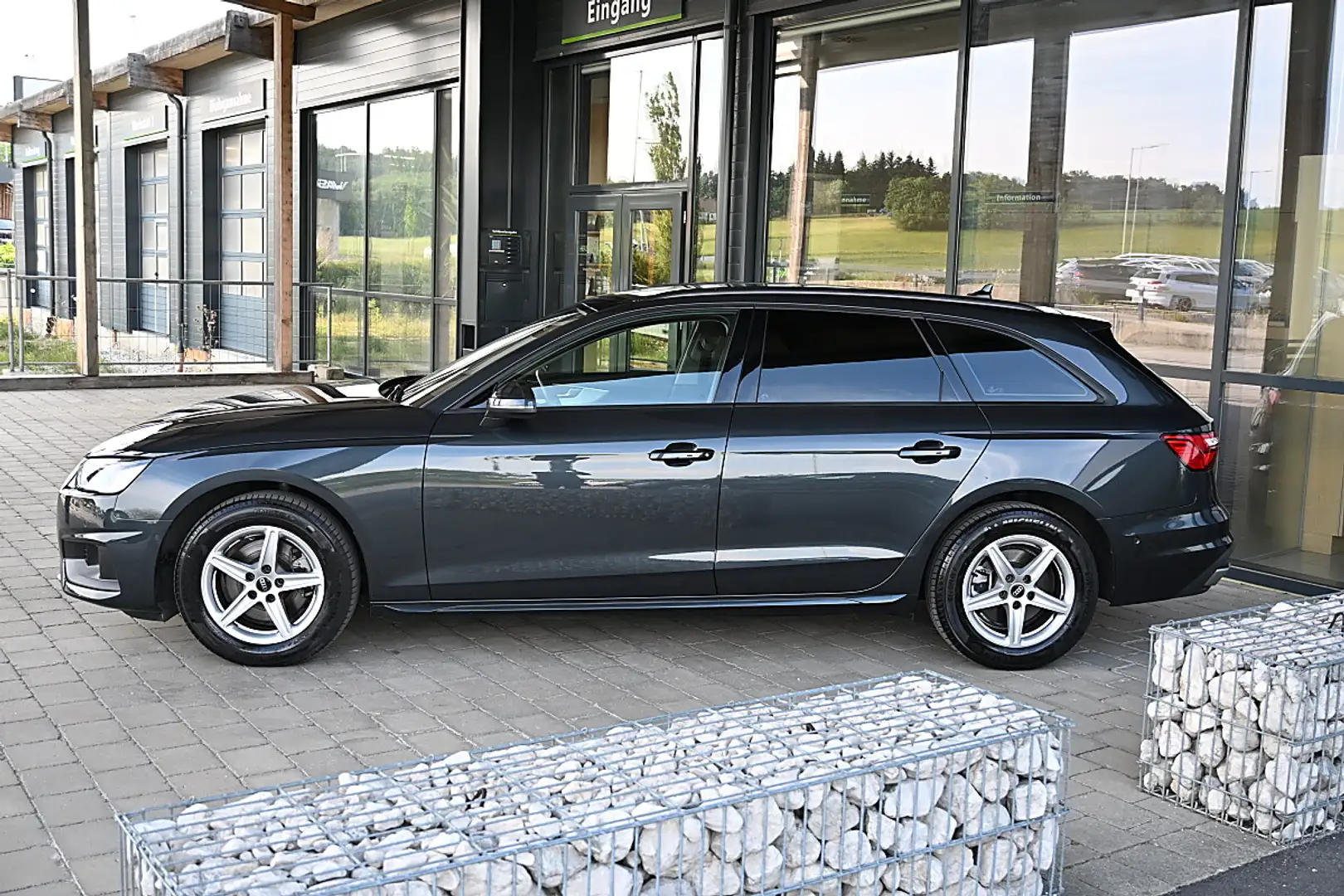 Audi A4 Avant 35 TDI S-tronic LED, Navi, Kamera, Parkle... Grau - 2