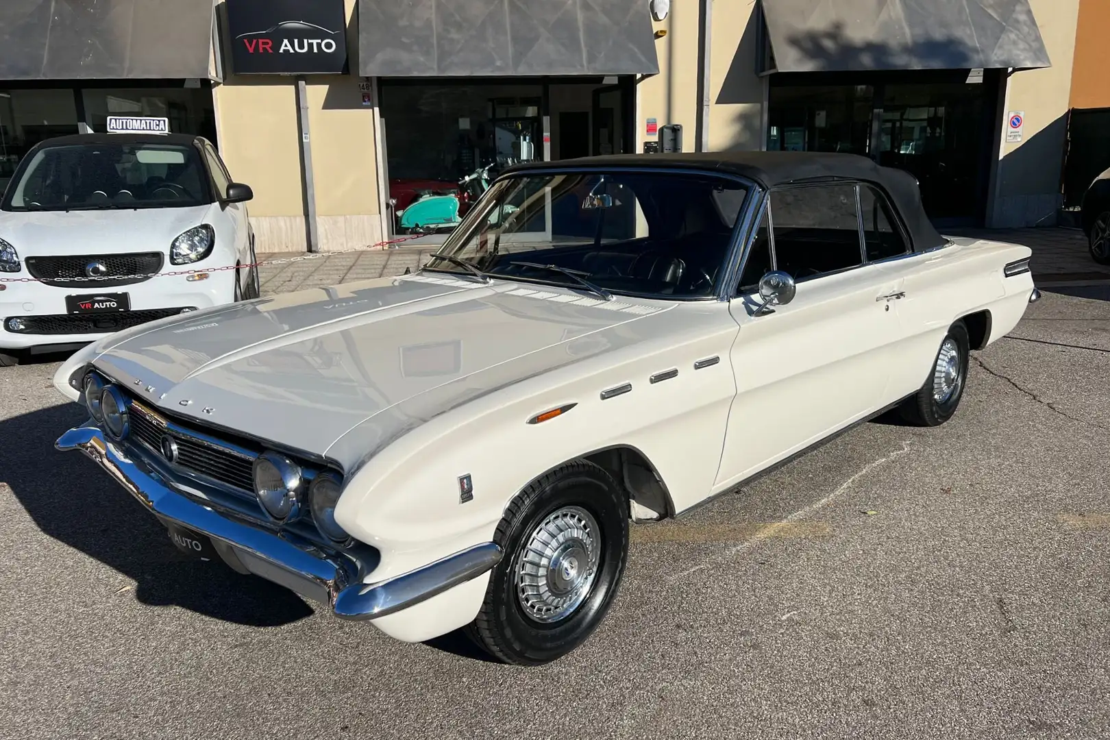 Buick Skylark Convertibile / Convertible - Cabrio Auotm. Blanc - 1