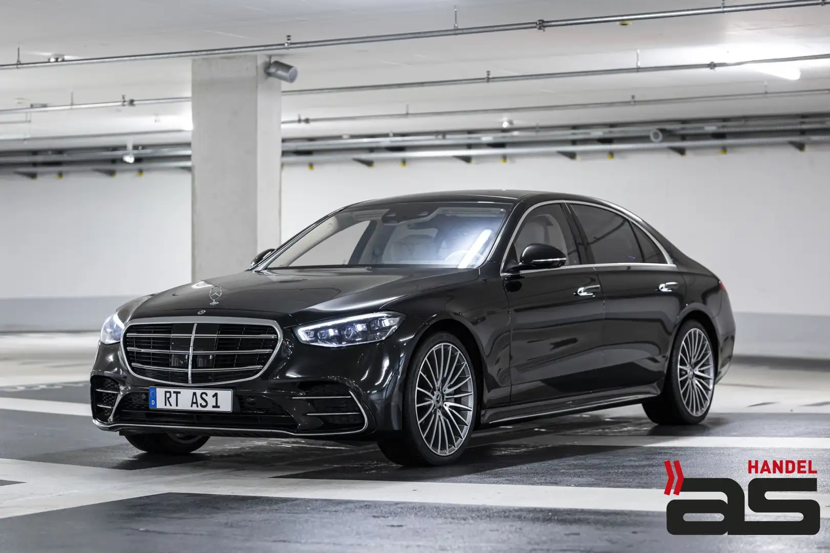 Mercedes-Benz S 580 4M L|DriveP|First|Chauff|Execut|Pano|3xTV| Noir - 1