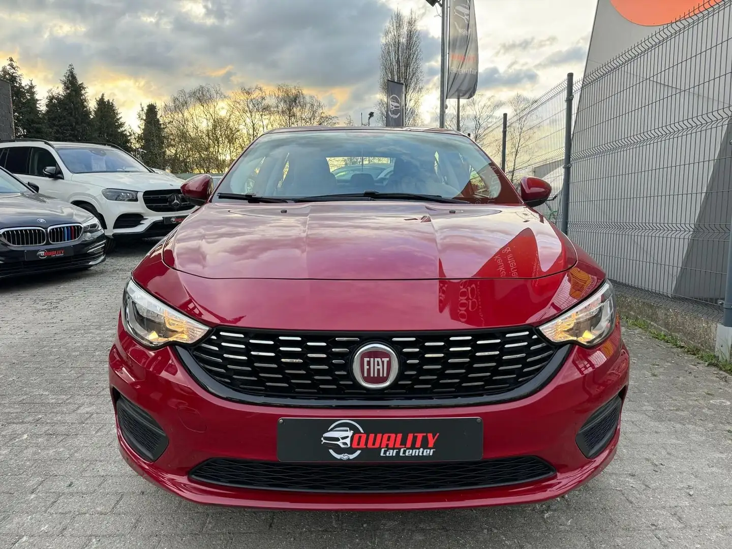 Fiat Tipo 1.6i E-Torq Lounge  48000 km  garantie automaat Rosso - 2