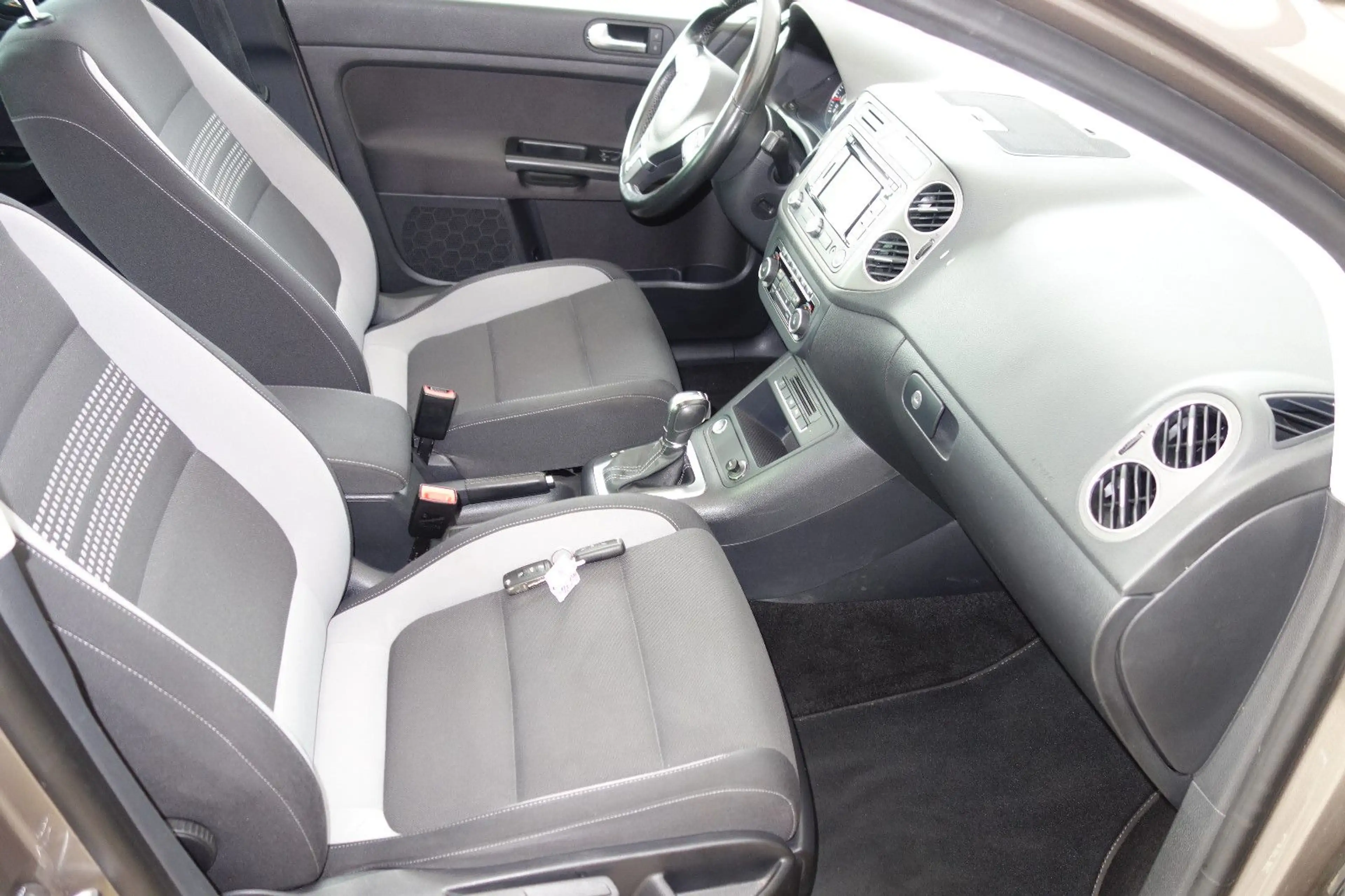 Volkswagen Golf Plus /Automatik,El-Schiebedach — photo 7