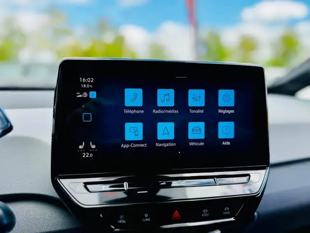 Volkswagen Id.3 view 19