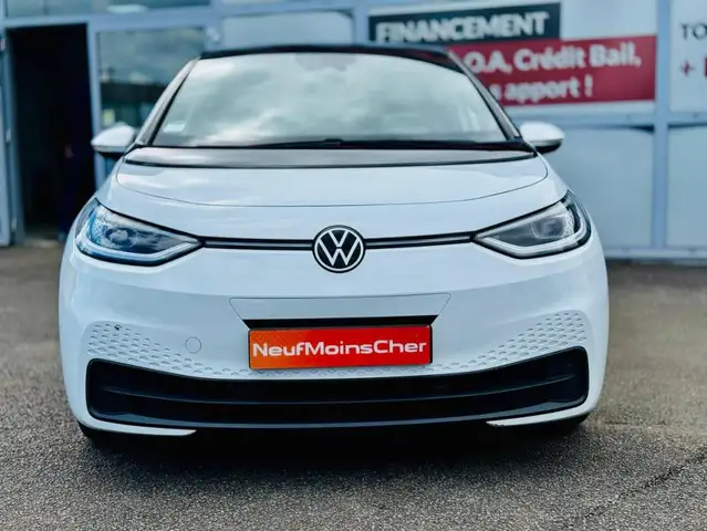 Volkswagen Id.3 view 2