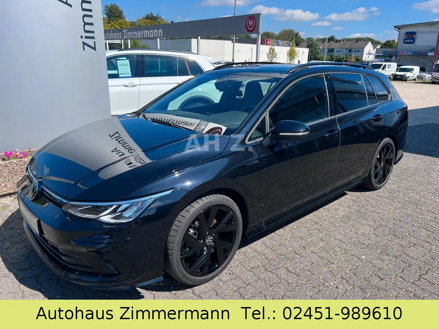 Volkswagen Golf VIII Variant R-Line eTSI 18"+KAM+ACC+Nav+SH Schwarz - 1