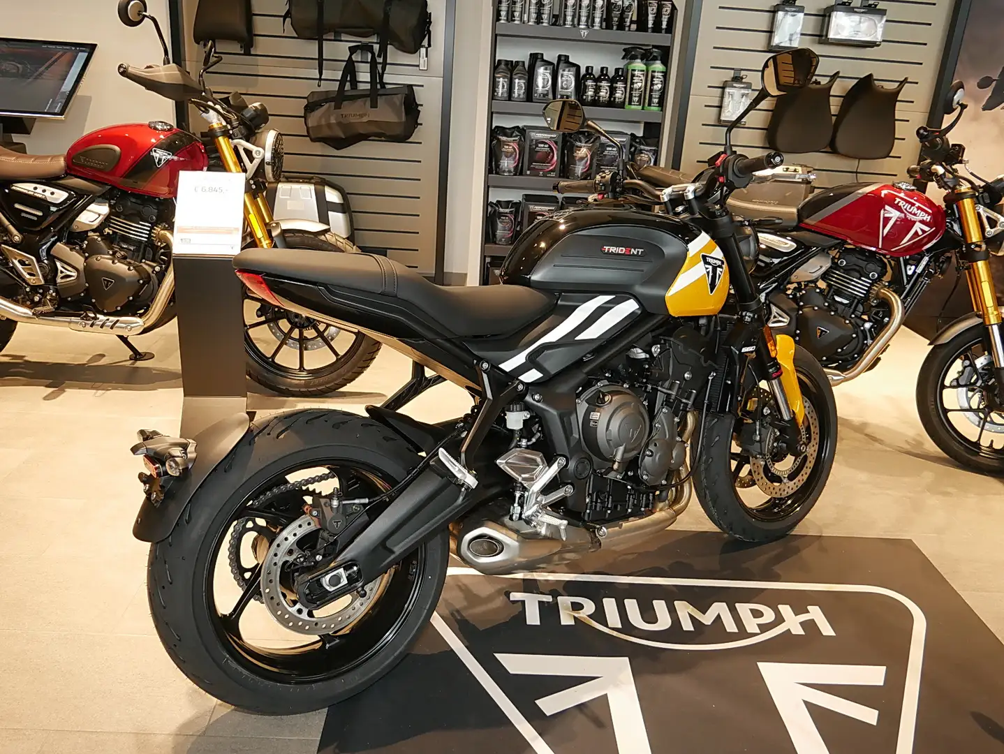 Triumph Sofort Verfügbar Gelb - 2