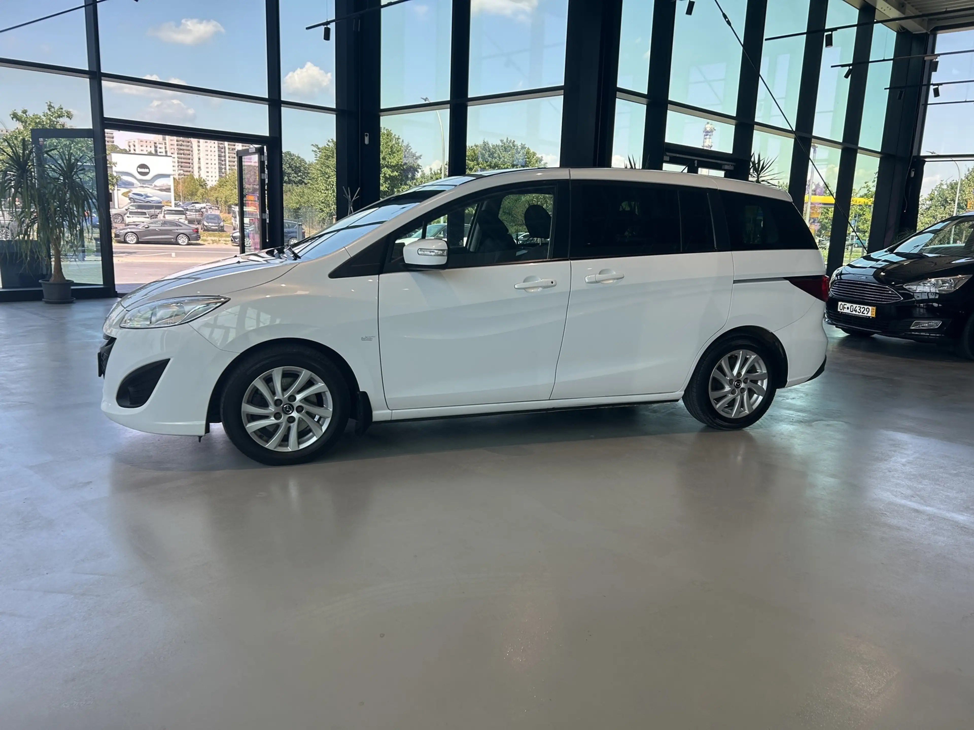 Mazda 5 Center-Line AHK+SITZHEIZUNG+TEMPOMAT+PDC+7 SIT Cen — photo 5