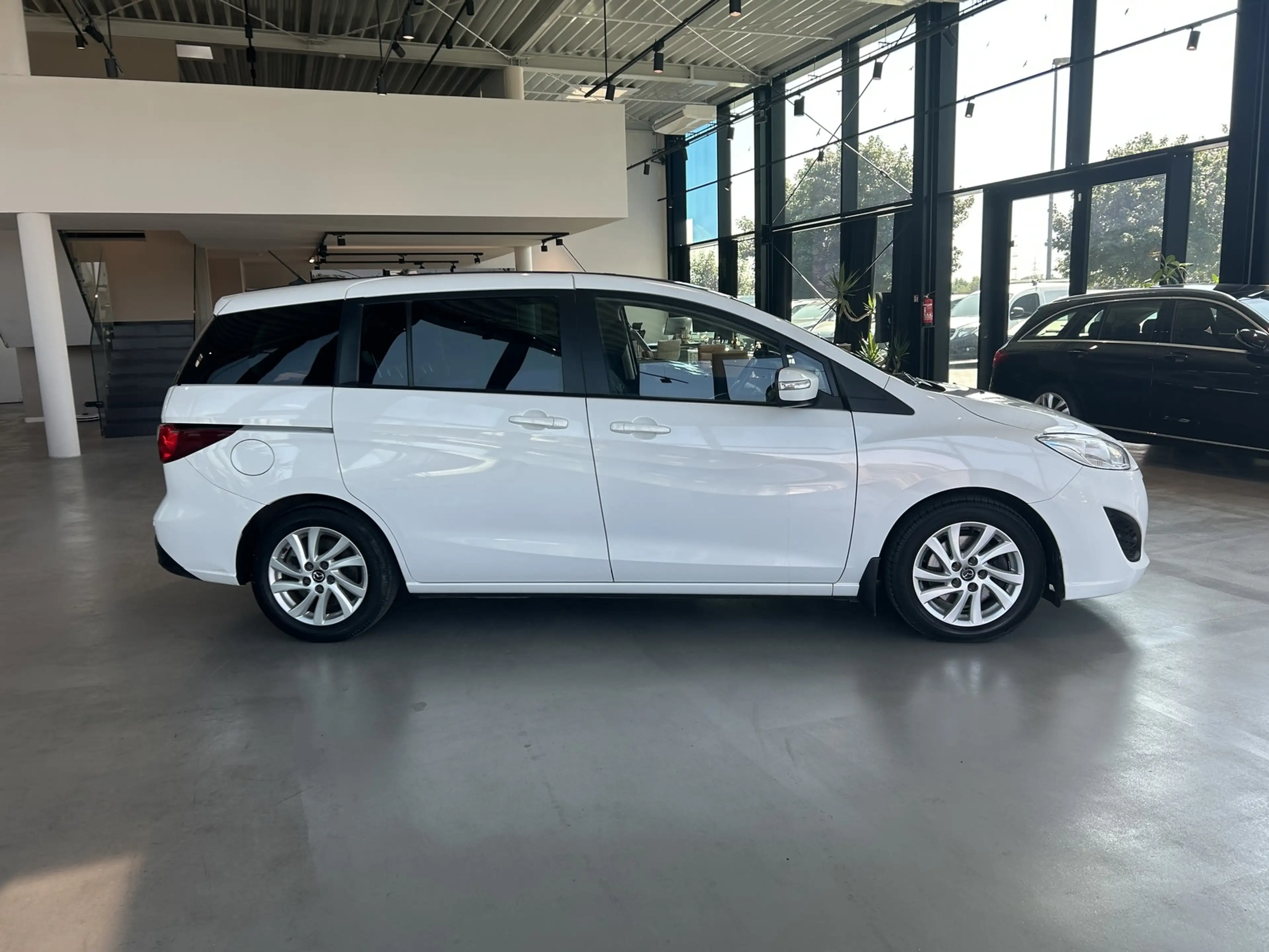 Mazda 5 Center-Line AHK+SITZHEIZUNG+TEMPOMAT+PDC+7 SIT Cen — photo 12
