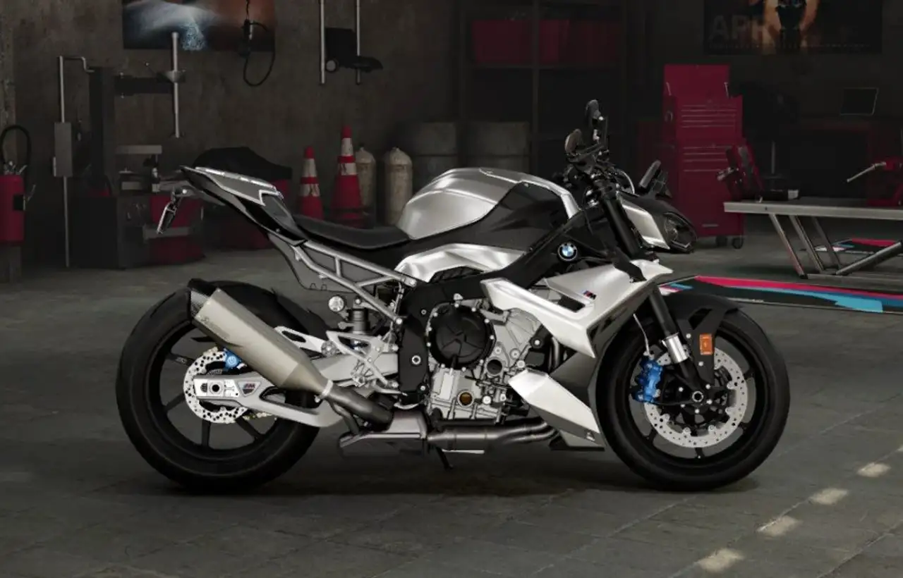 BMW M 1000 R