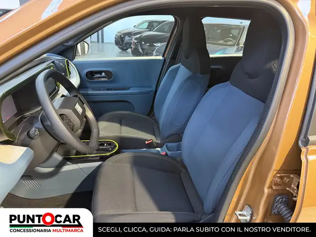 Fiat Grande Panda view 12
