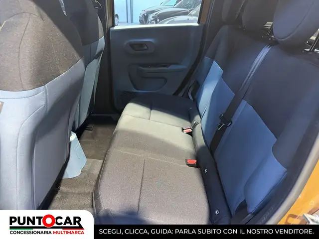 Fiat Grande Panda view 19