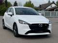 Mazda 2 Lim. Center-Line *LED*NAVI*SITZHZG*MWST Weiß - thumbnail 1