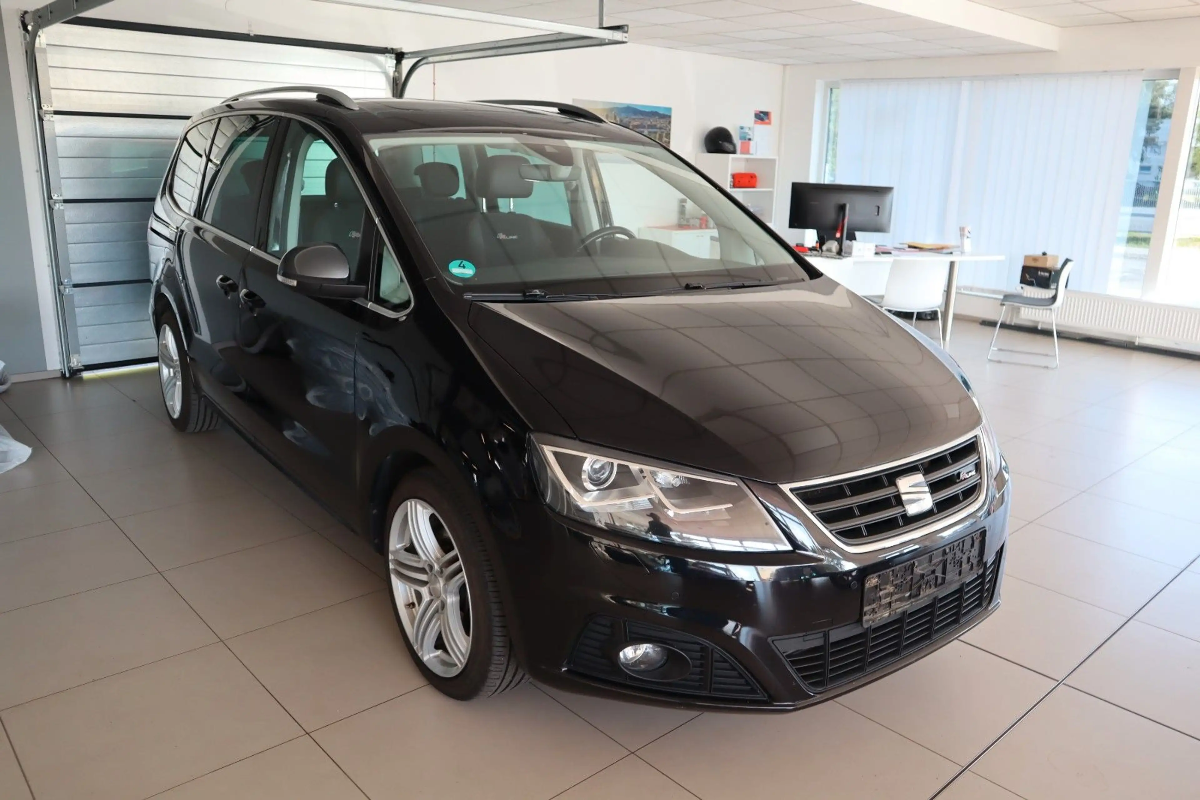 SEAT Alhambra FR-Line/NAV/XENON/TEMPO/FULL LINK — photo 4