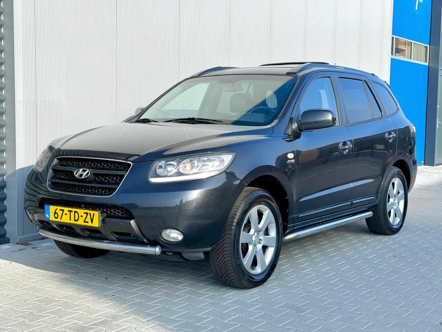 Hyundai SANTA FE 2.7i V6 4WD Style 7persoons | 2de eig | NAP Noir - 1