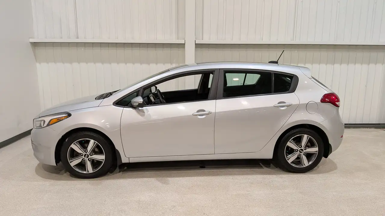 Kia Forte снимка Kia Forte