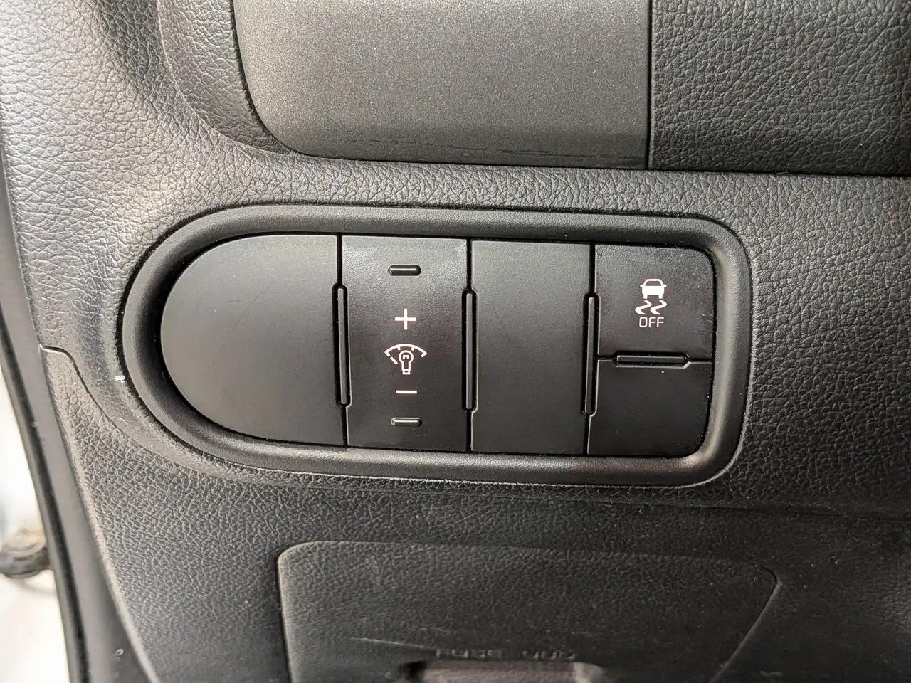 Kia Forte снимка Kia Forte