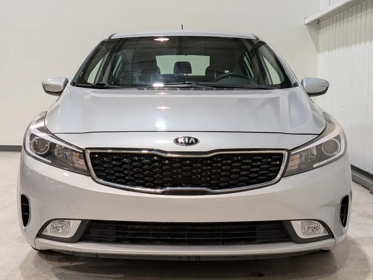 Kia Forte снимка Kia Forte