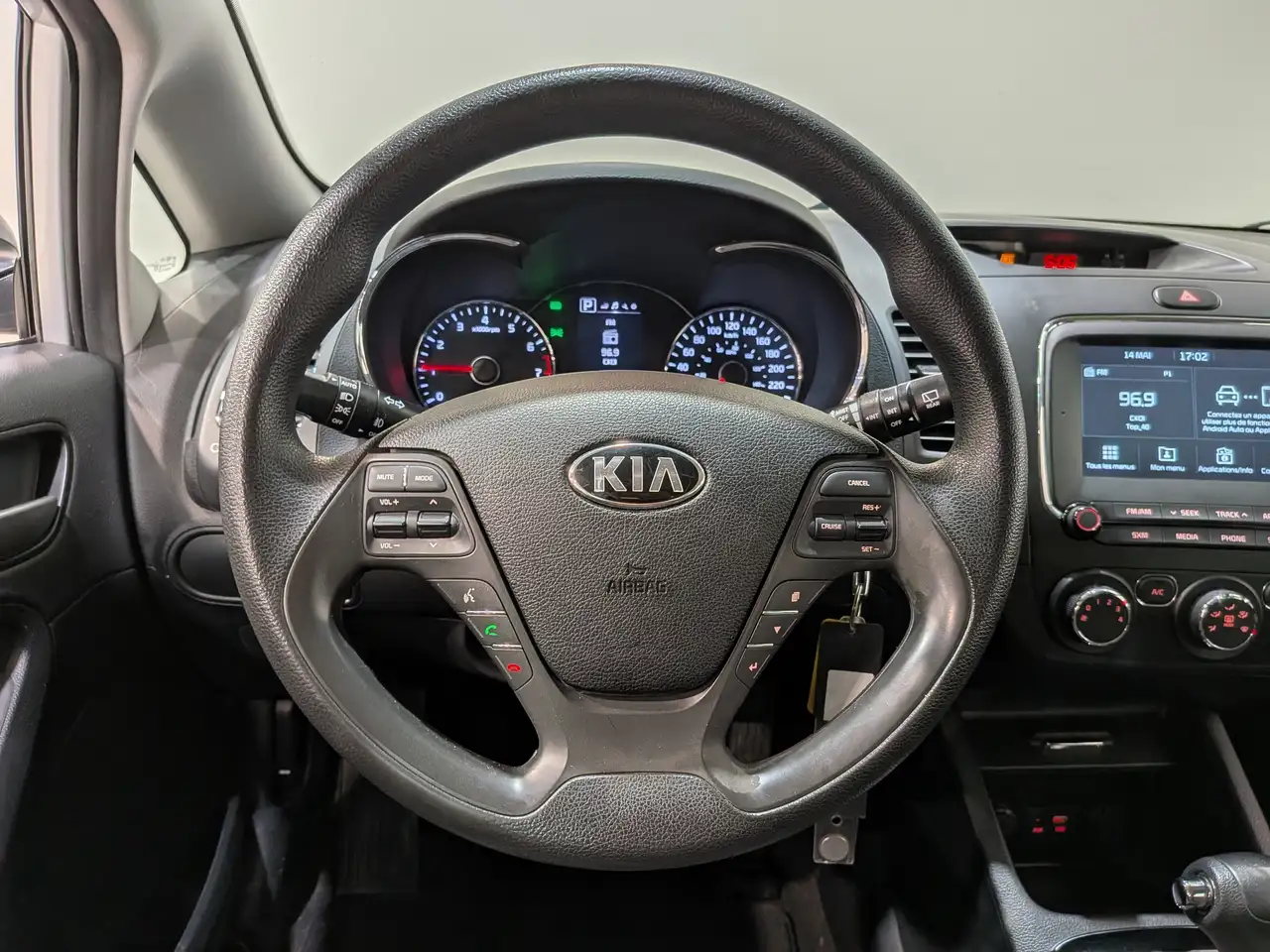 Kia Forte снимка Kia Forte
