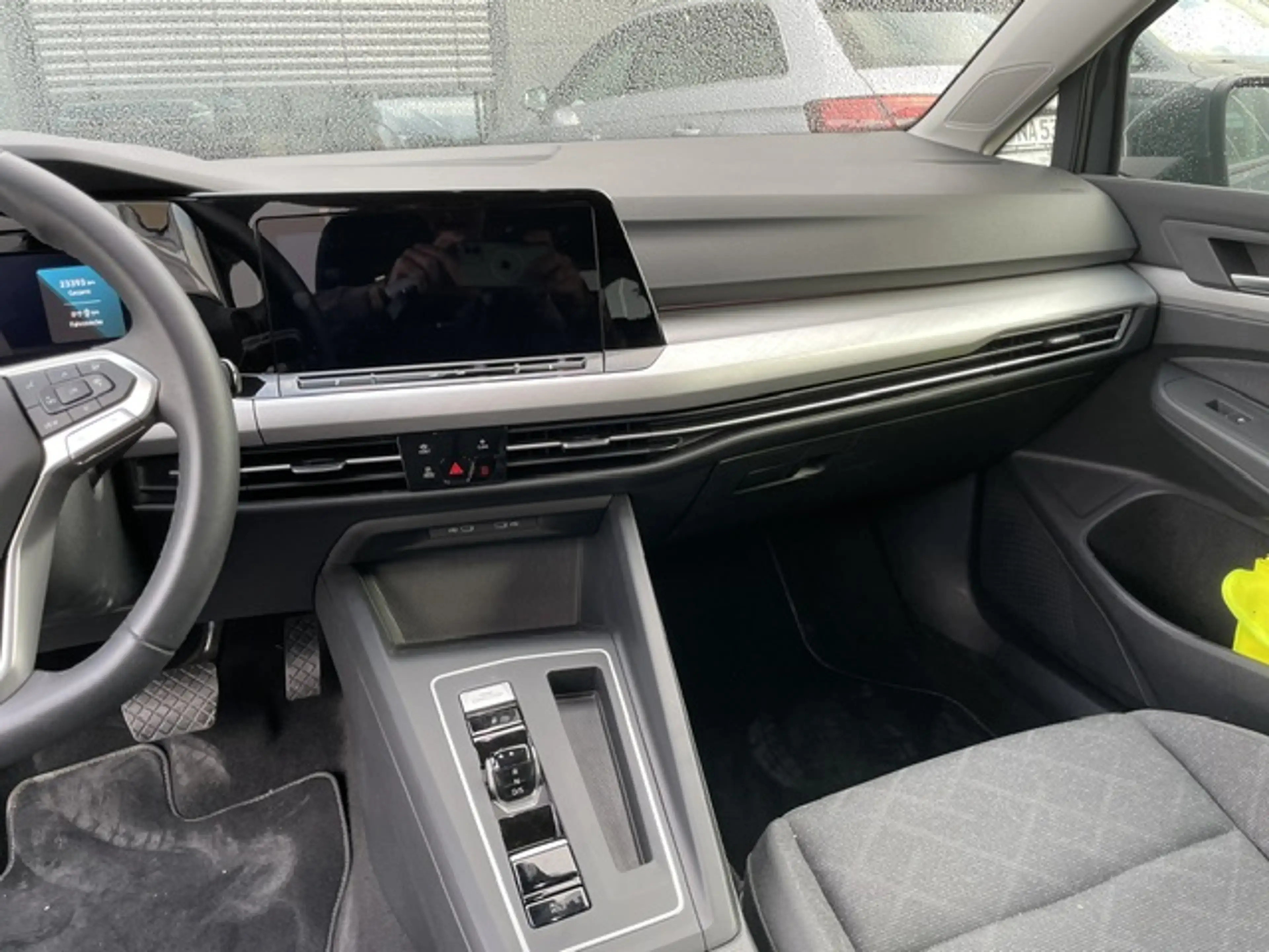 Volkswagen Golf VIII Variant 1.5 eTSi DSG Life AHK Navi ACC Sit... — photo 10