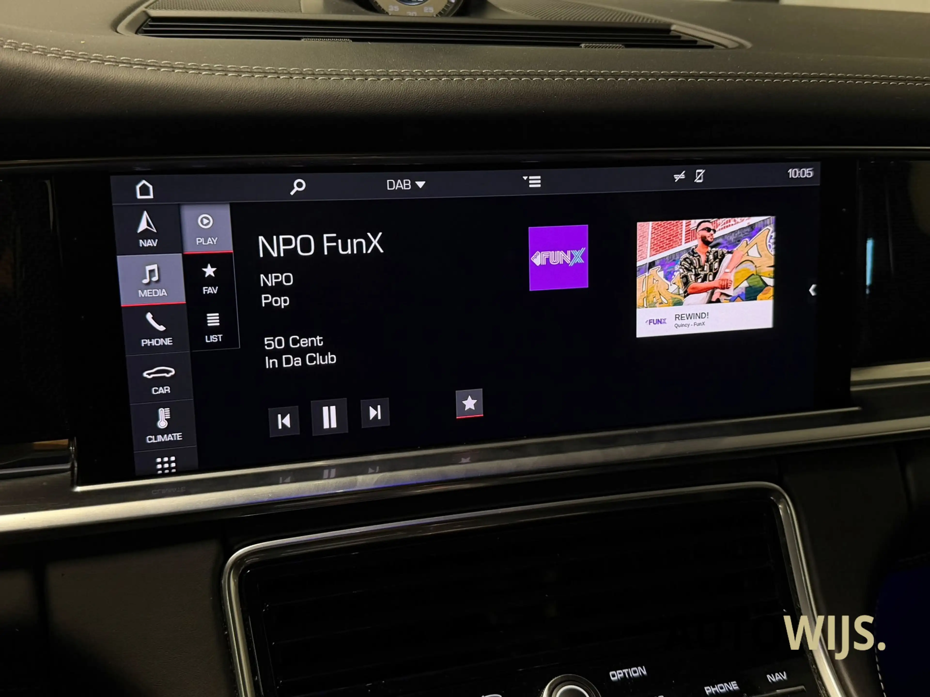 Porsche Panamera Sport Turismo 4.0 GTS|V8|BOSE|CHRONO|KEYLESS|DEALE — photo 27