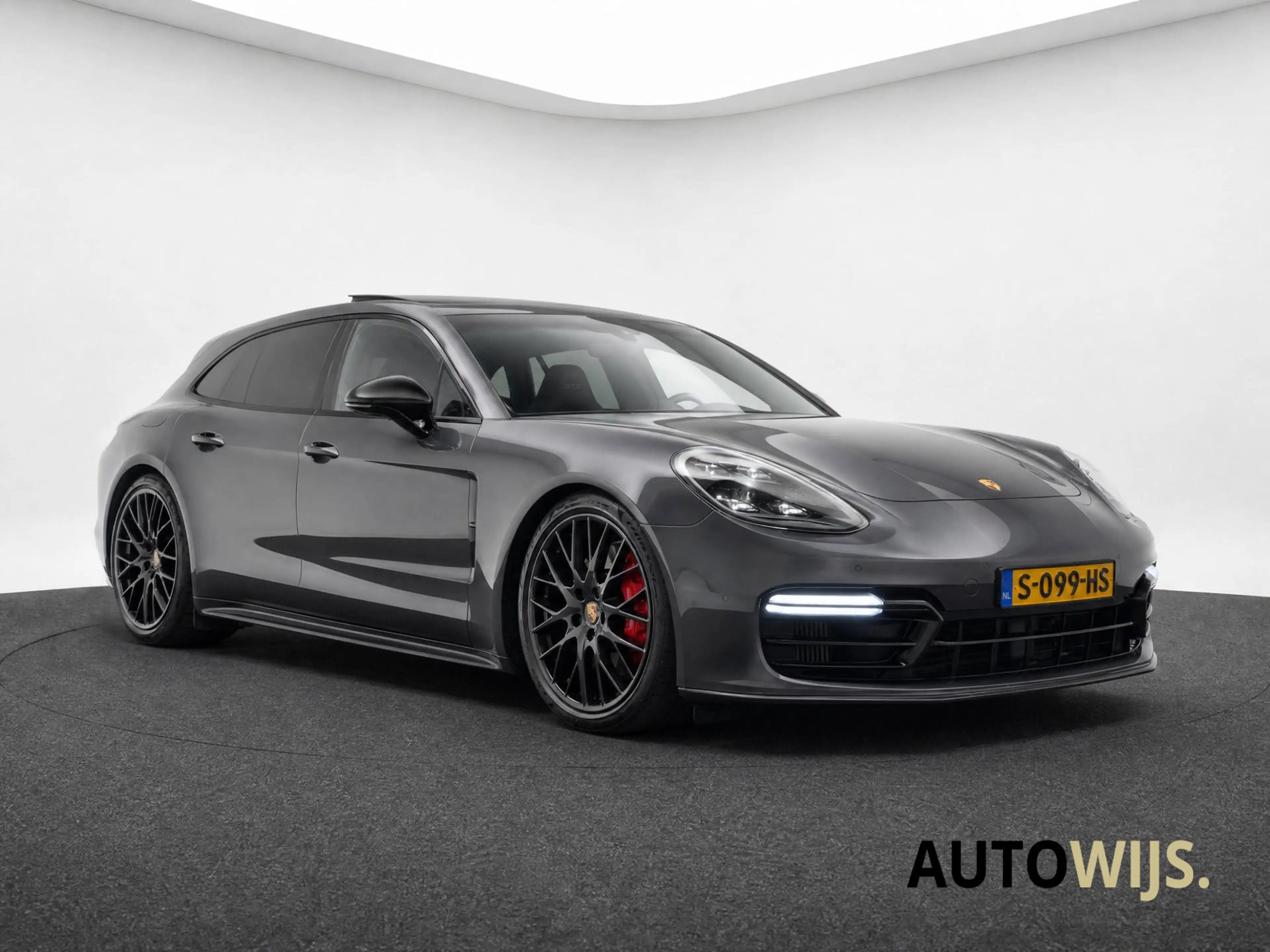 Porsche Panamera Sport Turismo 4.0 GTS|V8|BOSE|CHRONO|KEYLESS|DEALE — photo 13