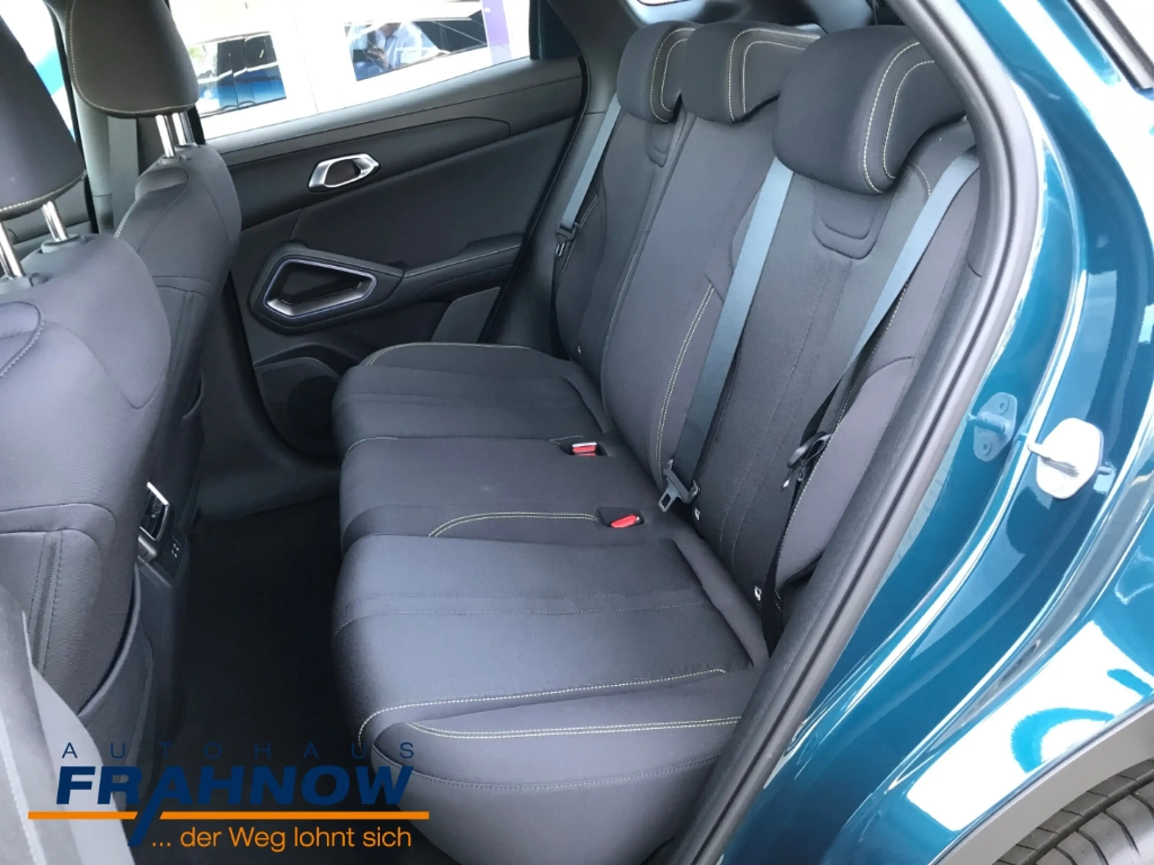 BYD Atto 2 1.5 DM-i PHEV 122 kW Active LED ACC NAVI PDC — photo 10