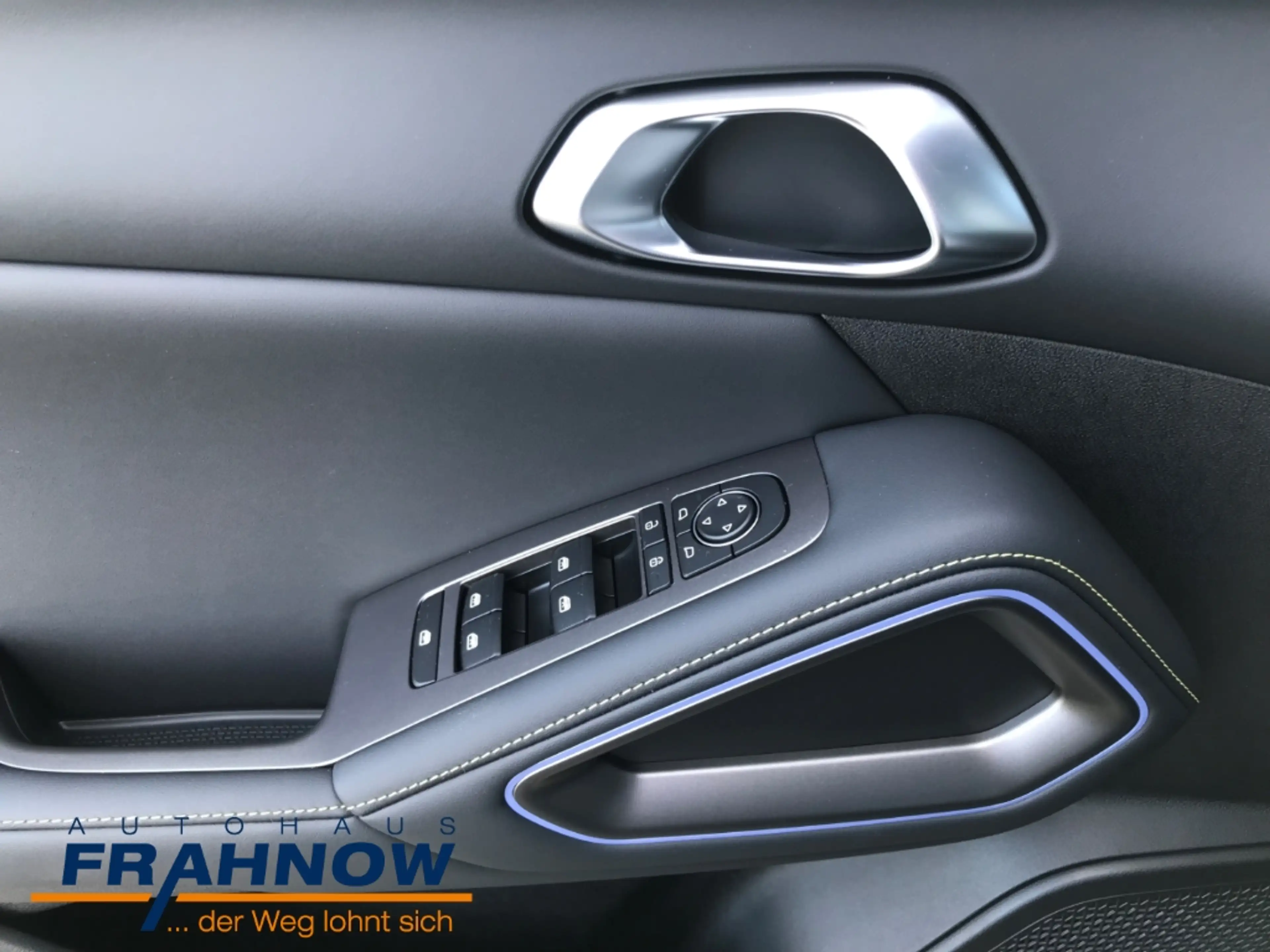 BYD Atto 2 1.5 DM-i PHEV 122 kW Active LED ACC NAVI PDC — photo 7