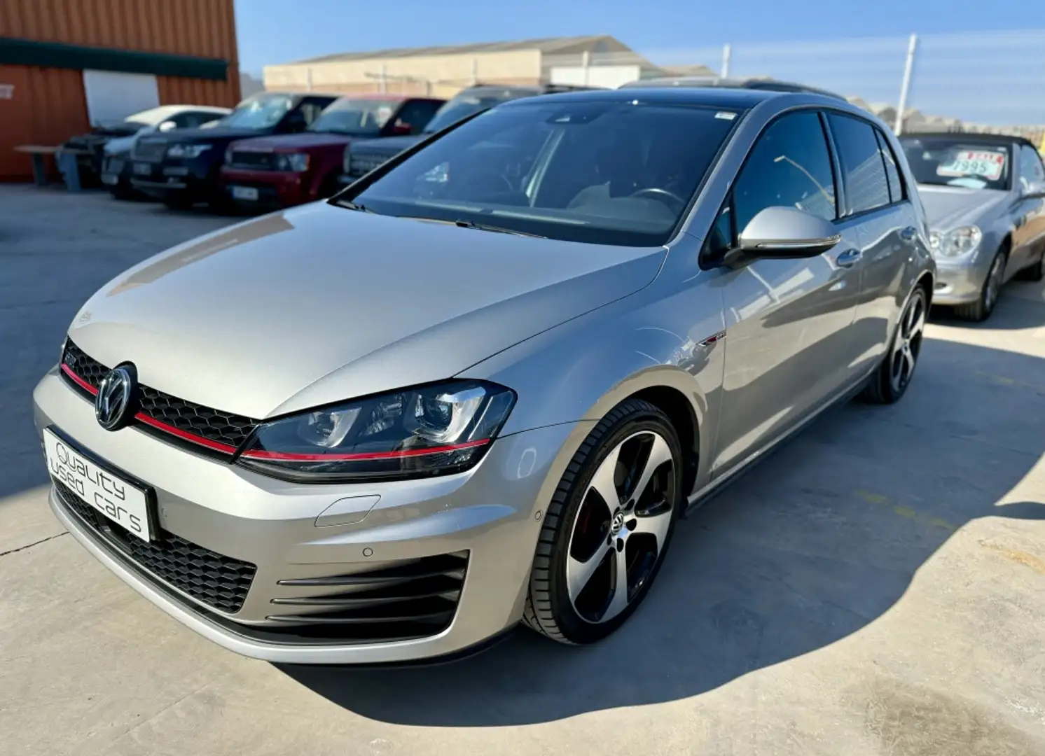 Volkswagen Golf GTI 2.0 TSI DSG 220 Gris - 2