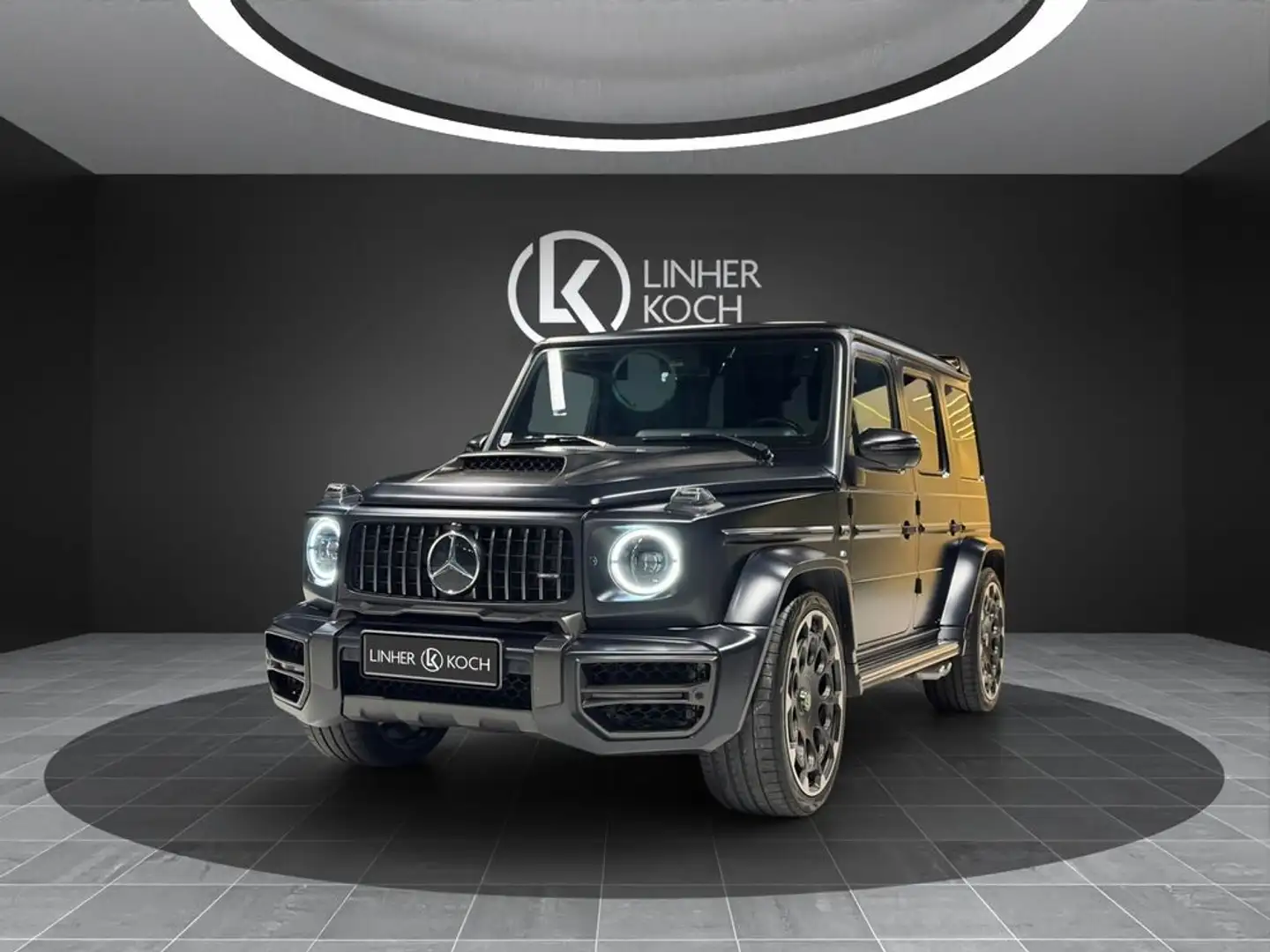 Mercedes-Benz G 63 AMG ''CARBONUMBAU+REAR ENTERTAINMENT'' Schwarz - 1