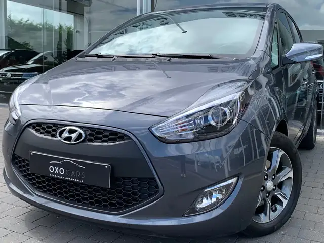 Hyundai iX20 1.4i ESSENCE / CLIM AUTO / CRUISE CONTROL / RADAR DE RECUL / BLUETOOTH / USB / FAIBLE KM / CARPASS / EURO 6B/ GARANTIE /