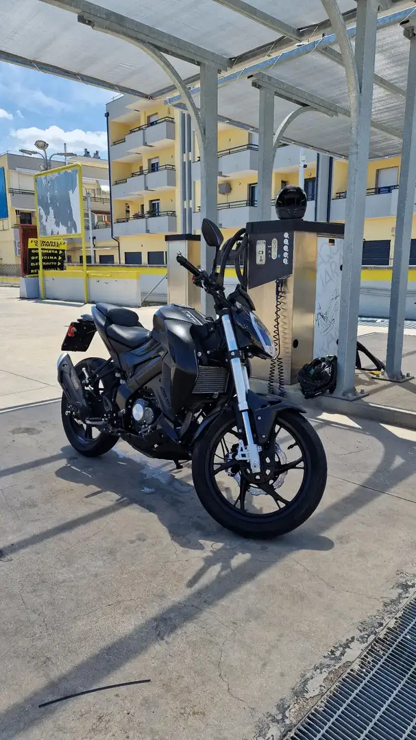 Keeway RKF 125 Negro - 1