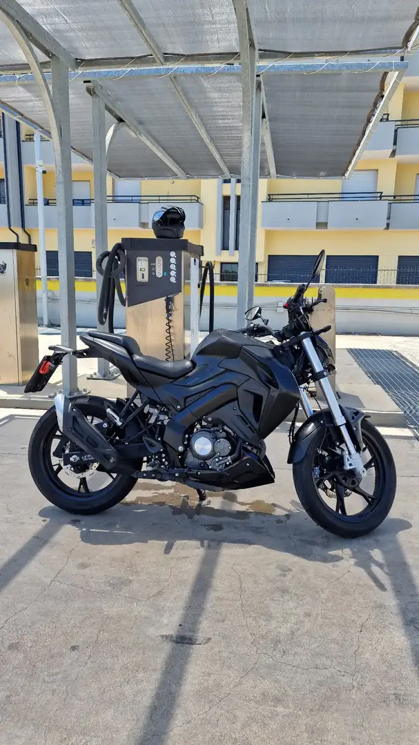 Keeway RKF 125 Negro - 2