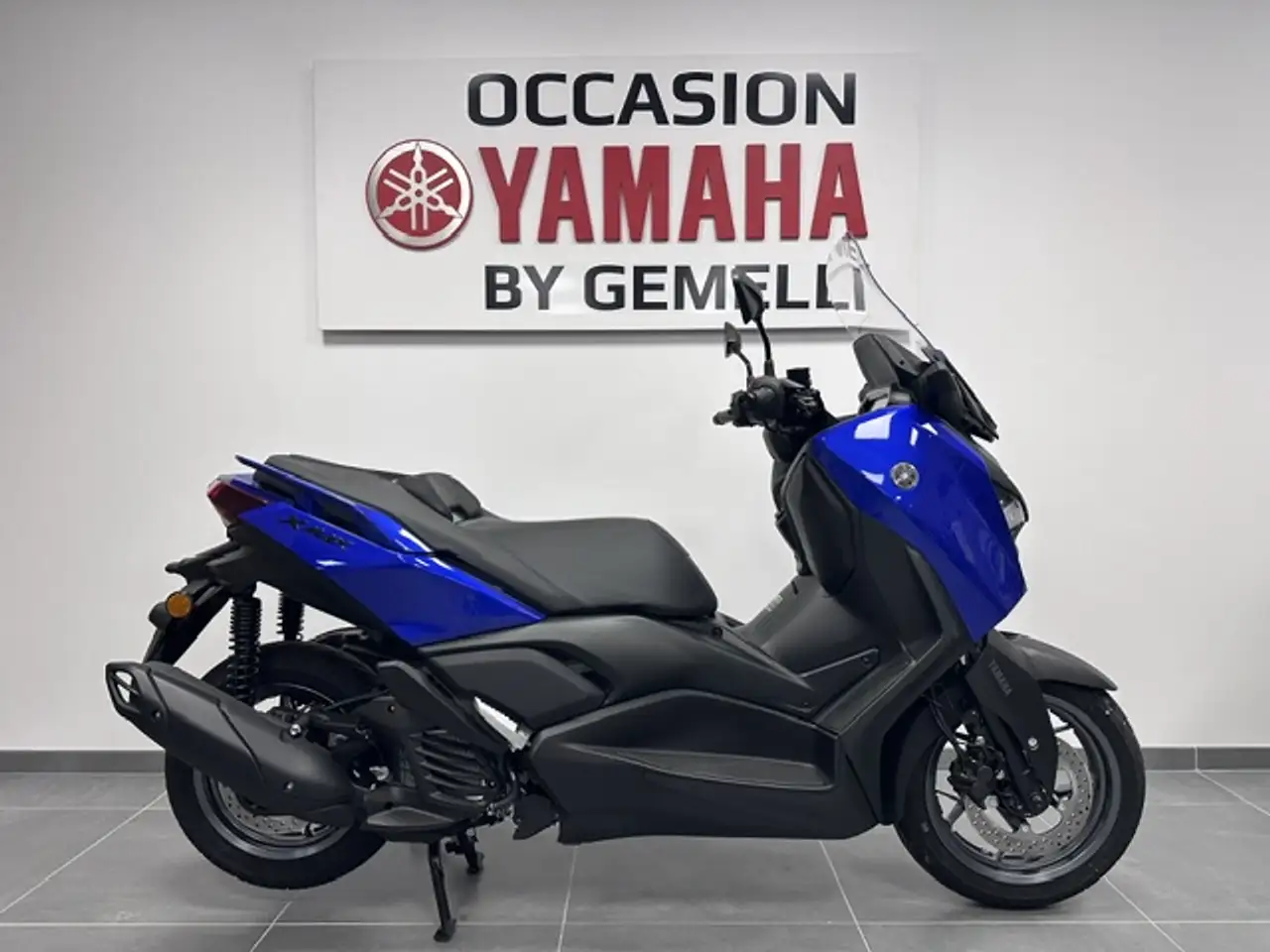 Yamaha X-Max 125