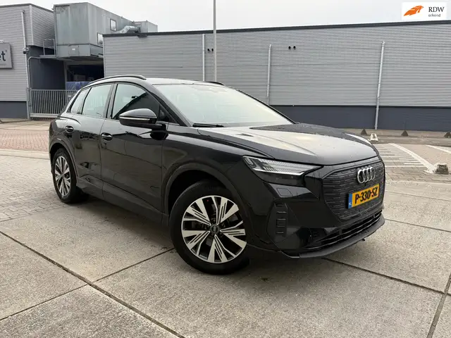 Audi Q4 e-tron 40 Launch edition Advanced Plus 77 kWh 5 DR