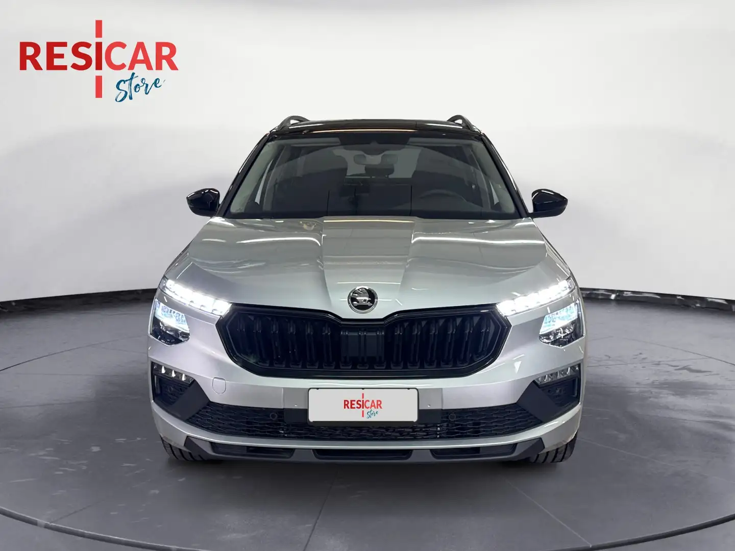 Skoda Kamiq 1.0 TSI Selection Plateado - 2