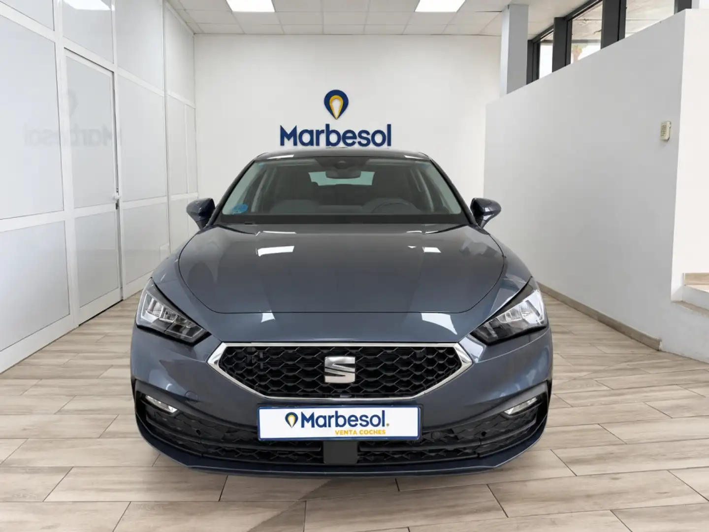 SEAT Leon 1.5 eTSI DSG-7 S&S Style Special Edition 150 Gris - 1