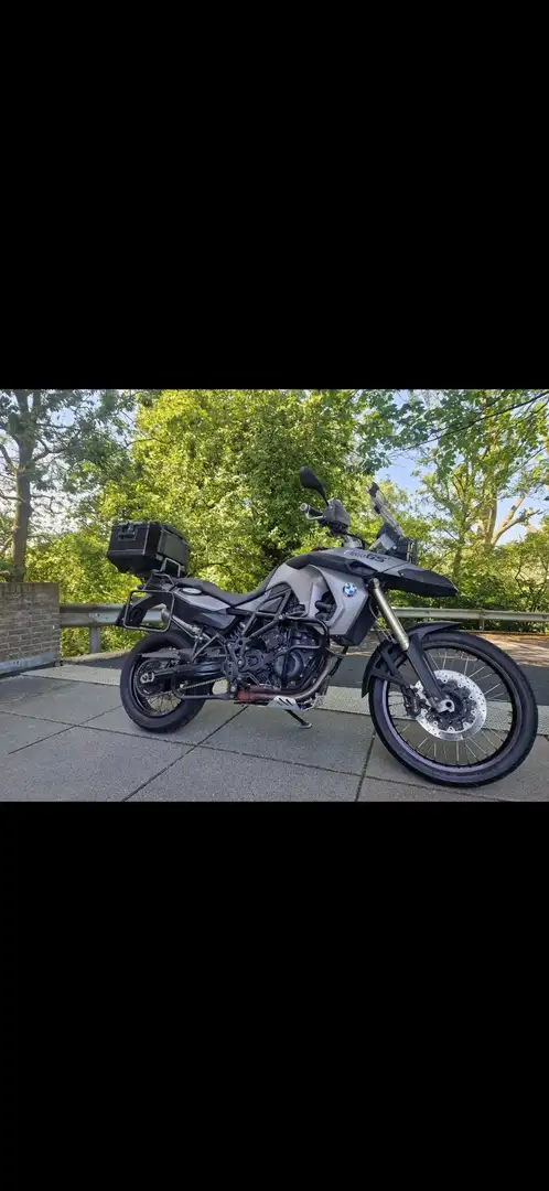 BMW F 800 GS Stříbrná - 1