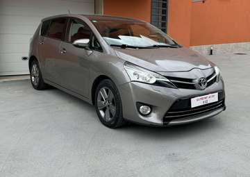1.6 D-4D Style 7posti