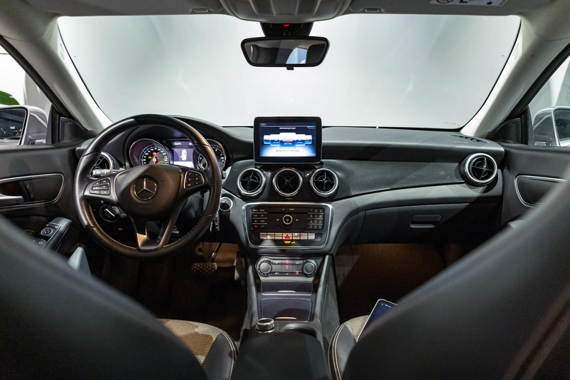 Mercedes-Benz CLA 180 Shooting Brake CLA | CAMERA | — photo 11