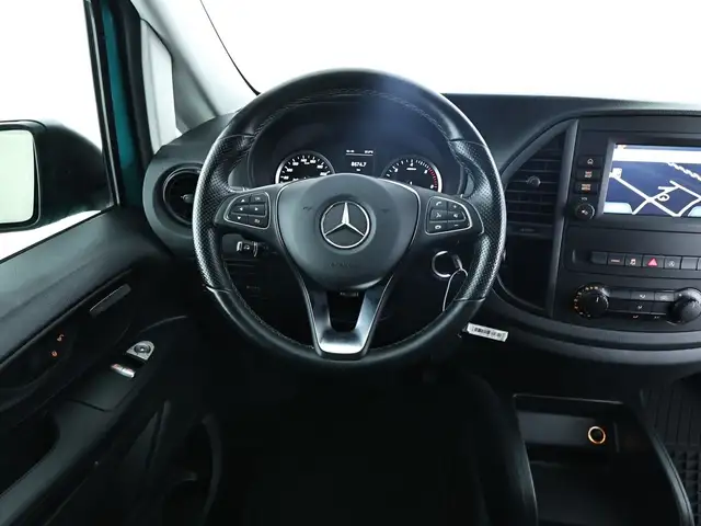 Mercedes-Benz Vito view 10
